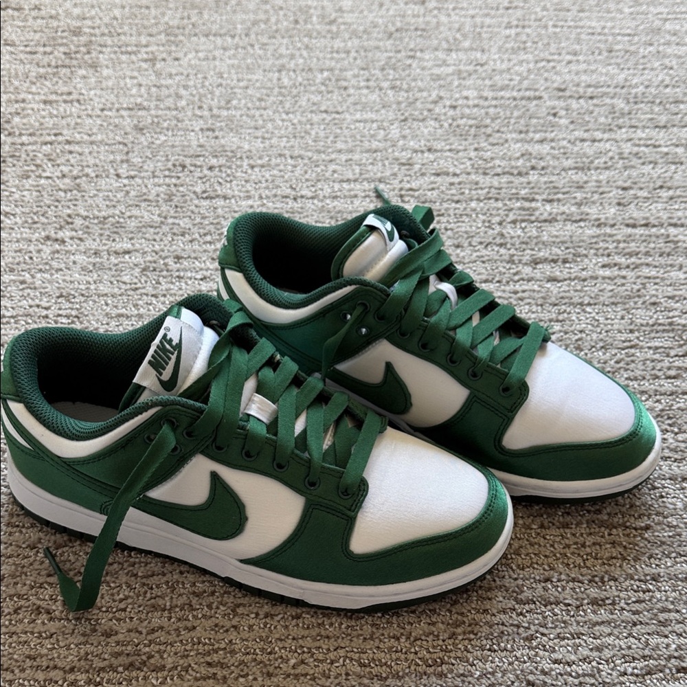 Nike Green and White Women's Sneakers